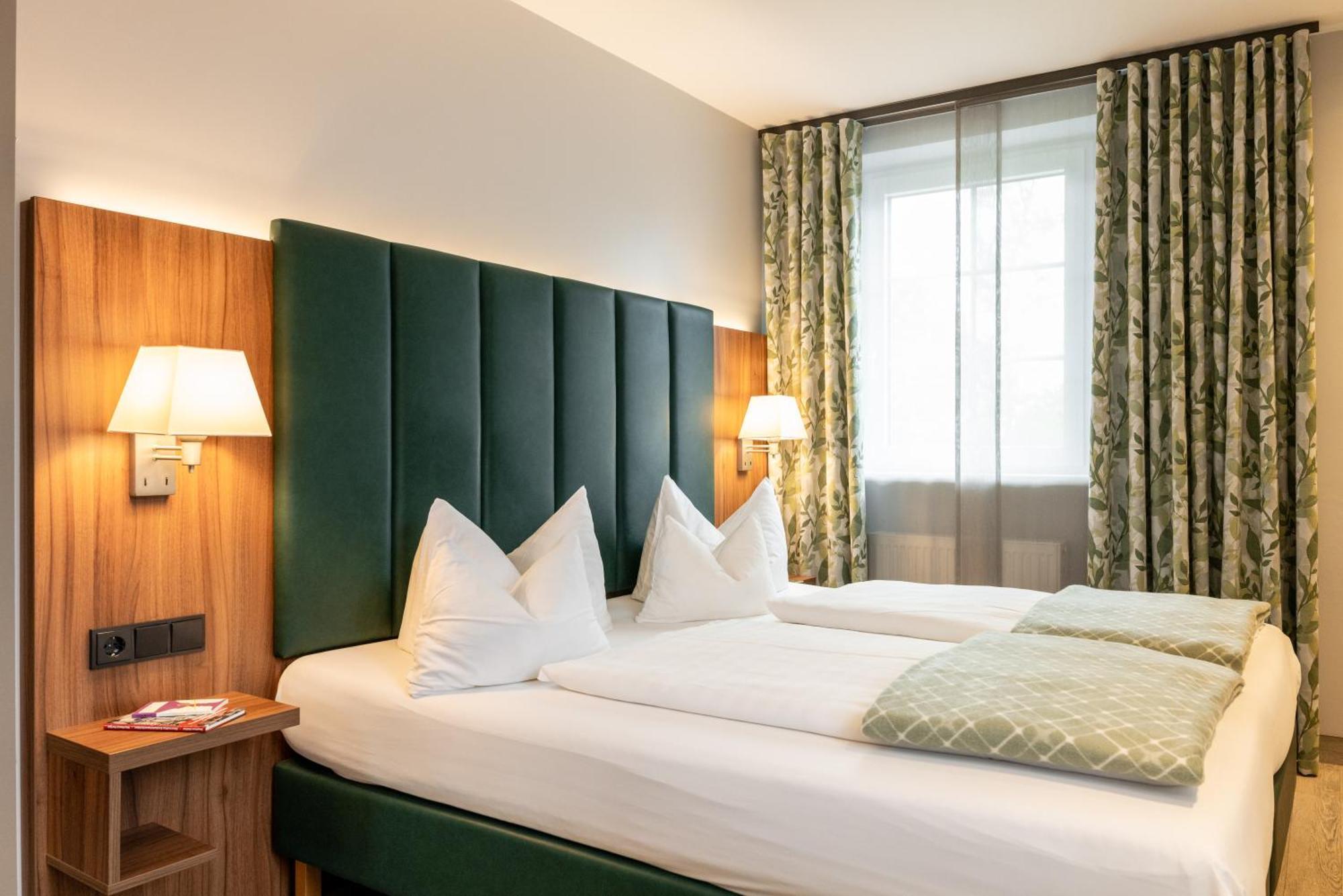 Hotel Goldener Hirsch Bayreuth Exterior foto